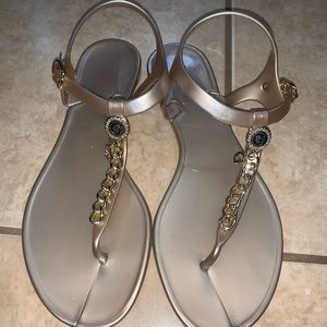 Guess sandals